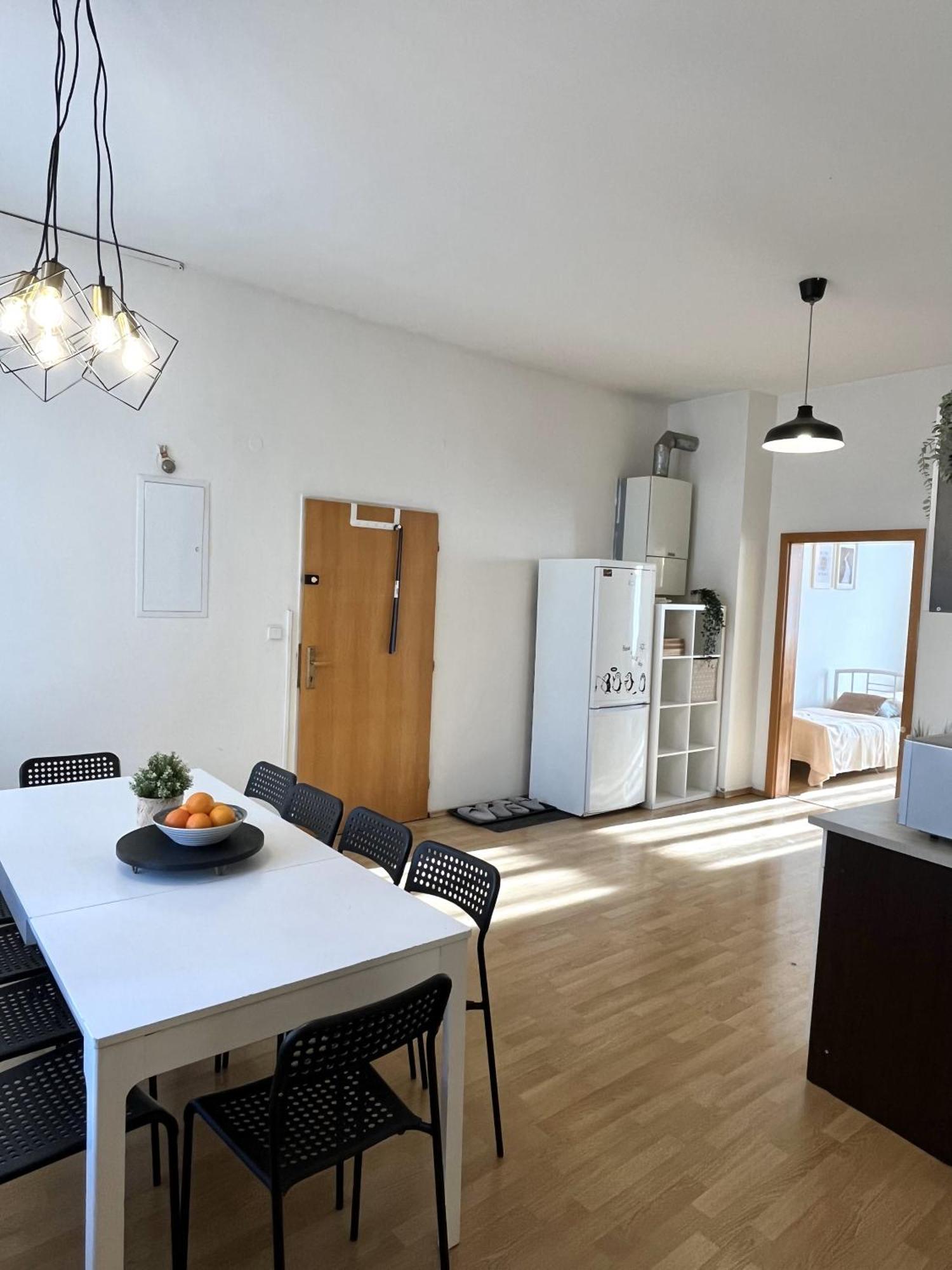 Apartment Olivia - Old Town Братислава Екстериор снимка