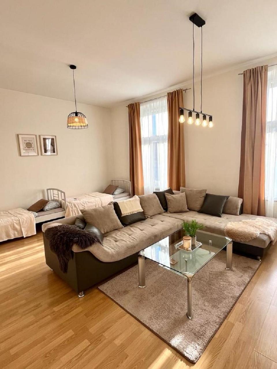 Apartment Olivia - Old Town Братислава Екстериор снимка